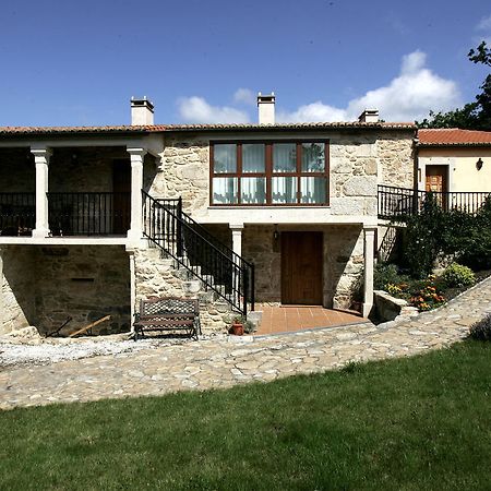 Casa Da Botica A Estrada Hostel Os Casares Екстериор снимка