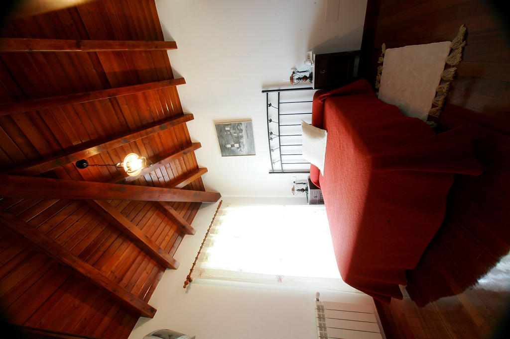 Casa Da Botica A Estrada Hostel Os Casares Стая снимка