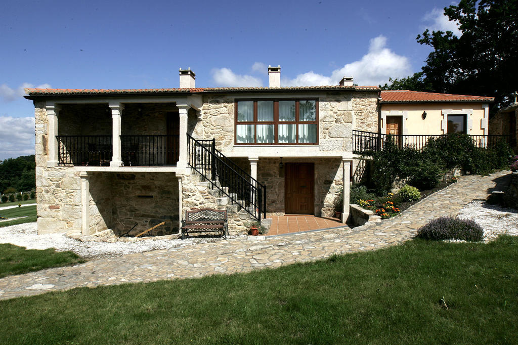 Casa Da Botica A Estrada Hostel Os Casares Екстериор снимка
