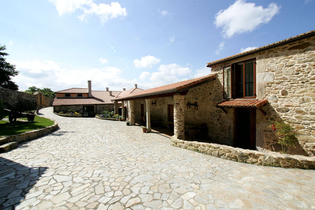 Casa Da Botica A Estrada Hostel Os Casares Екстериор снимка